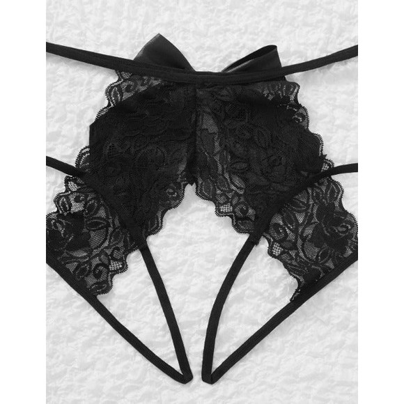 16 Plus 3 pack Floral Lace Bow Front Crotchless Panty - Picture 3 of 5